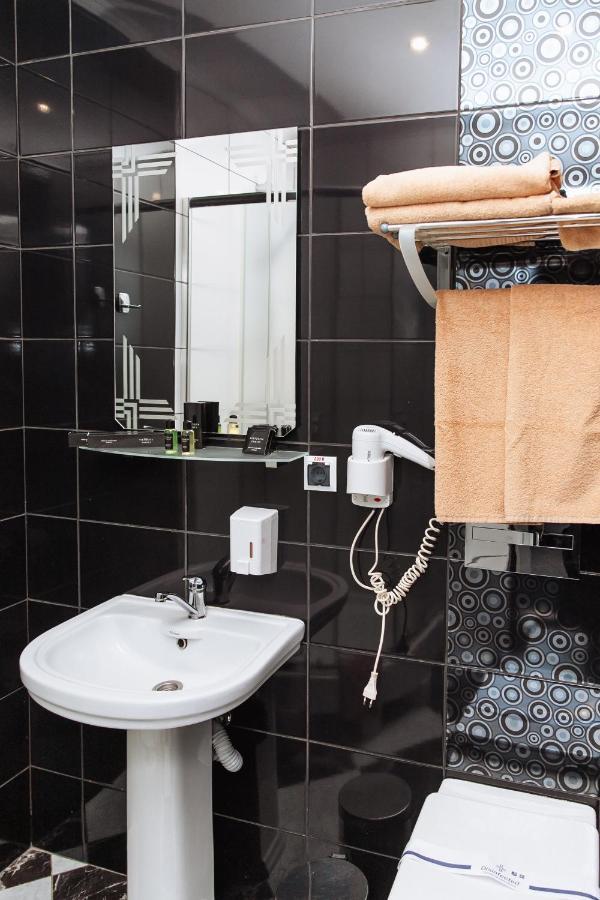 Viktoriya Family Hotel Restaurant Complex Kiev Bagian luar foto